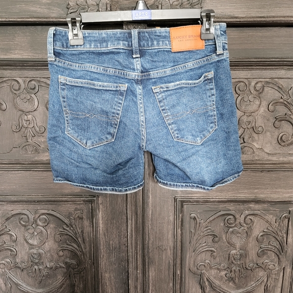 Lucky brand mid rise shorts - Picture 2 of 3